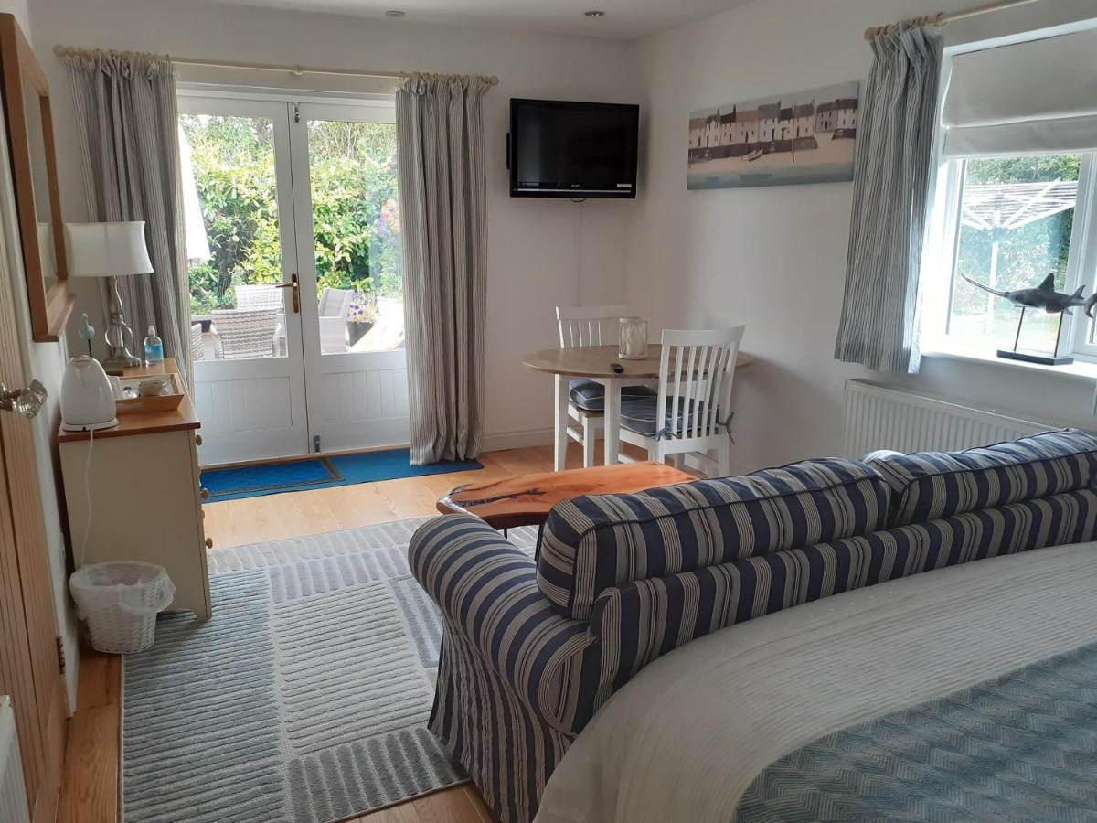 The Cobblers Bed And Breakfast Bishampton ภายนอก รูปภาพ