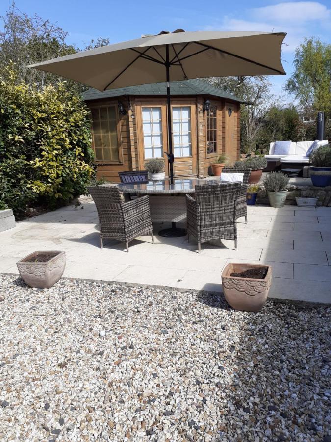 The Cobblers Bed And Breakfast Bishampton ภายนอก รูปภาพ